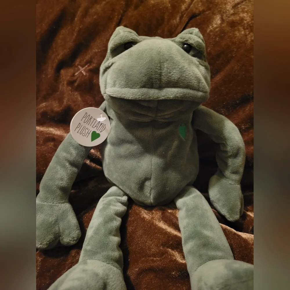 Portland Plush Frankie Lee Frog Retired Plush
